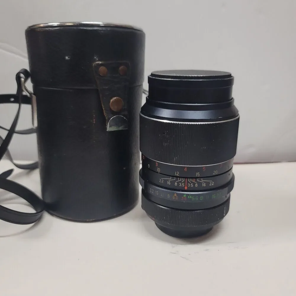 Vivitar 135mm f2.8 Auto MF Telephoto Portrait M42 Screw Mount Lens No. 378003178